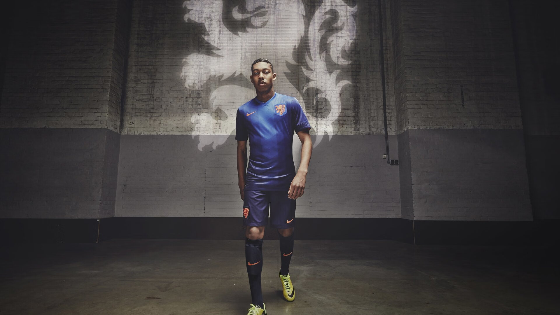 尤文图斯引入强力中场，增强中场控制力